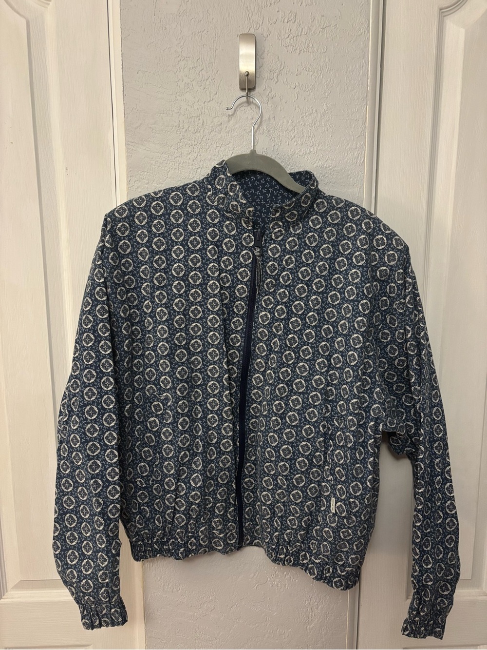 Vintage Vera Bradley Reversible Blue Floral Jacket 100% Cotton Shoulder Pads Med